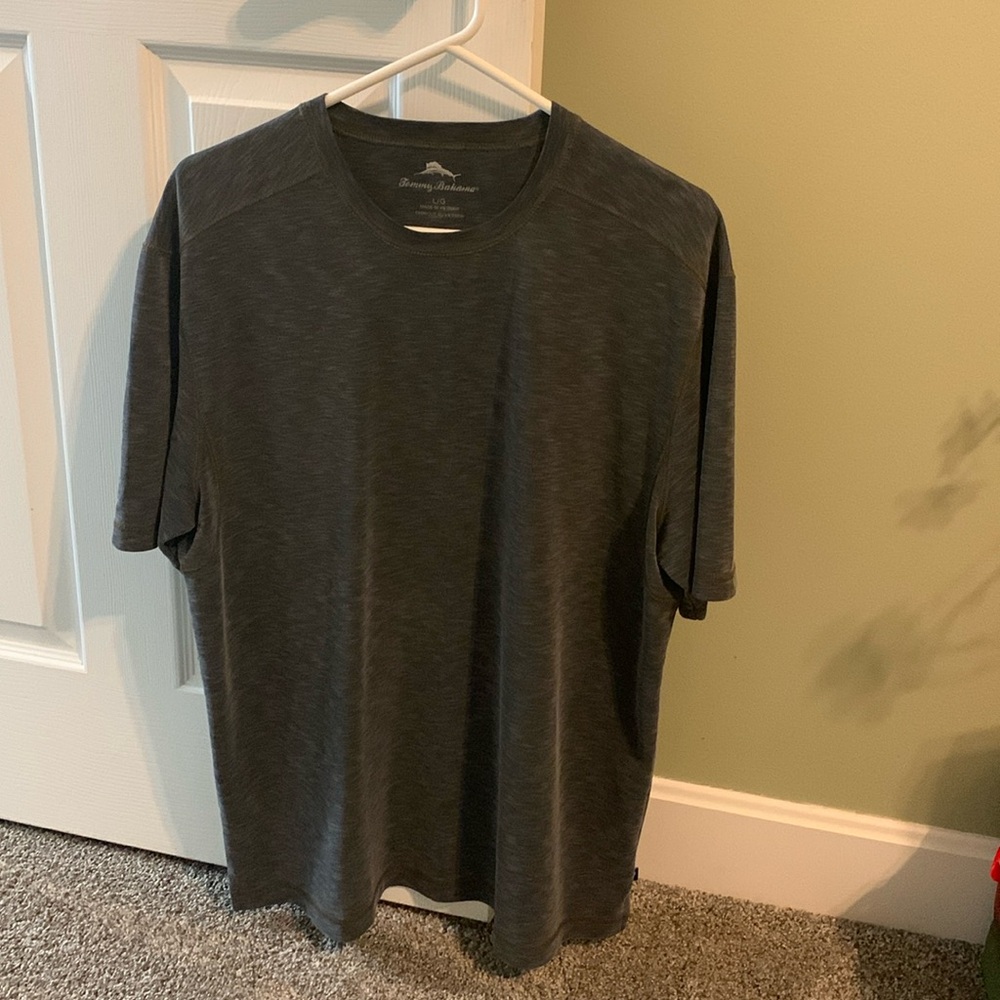 Tommy Bahama T-Shirt